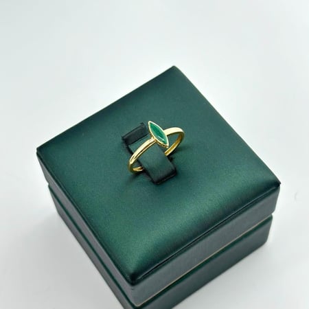 خاتم ذهب اصفر عيار 18 من مجوهرات الشلوي