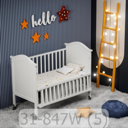 سرير خشب مقاس كبير