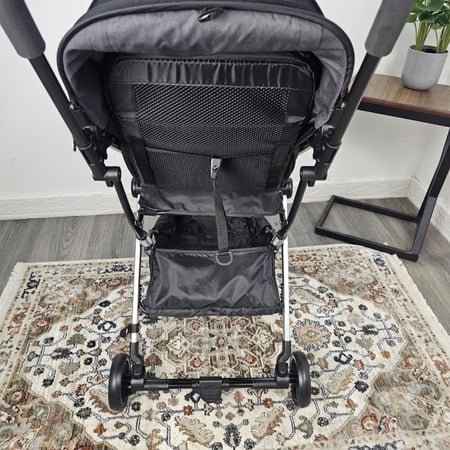 عربية طائرة فاخرة بتصميم حصري