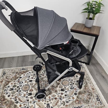 عربية طائرة فاخرة بتصميم حصري