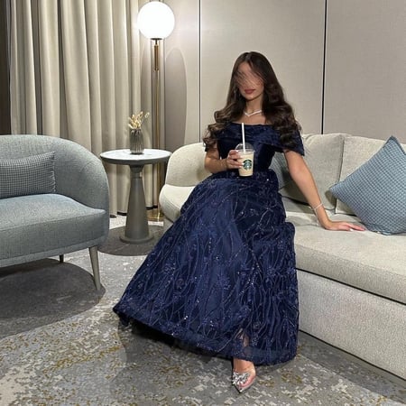 فستان لكل من تهتم بجمالها وأناقتها وتميزها وفرنا لك سيدتي واحد