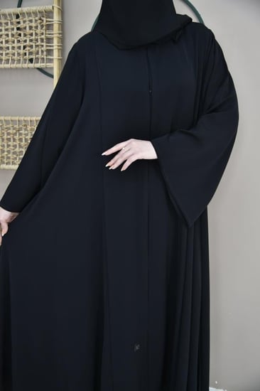 عباية سادة دبل كلوش ببرواز مميز