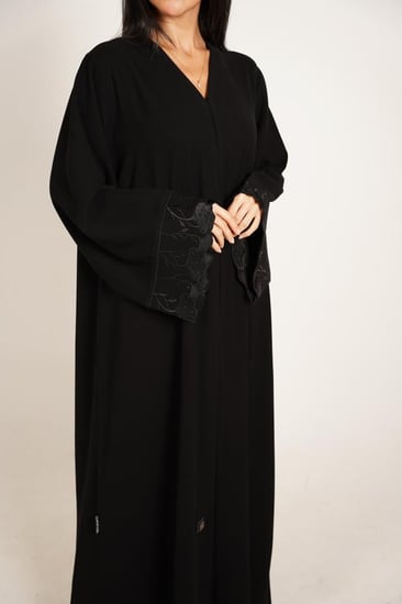 عباية كريب سوداء