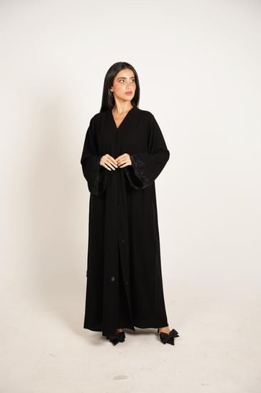 عباية كريب سوداء