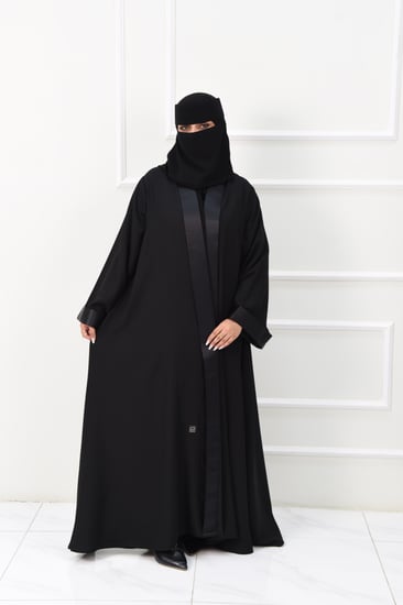 عباية كريب بتركيبة قماش تفتة