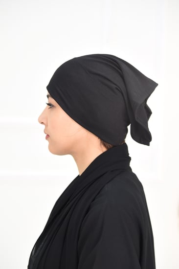 بندانة سوداء قطنية مفتوحة