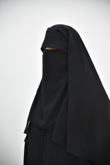 نقاب باب الحارة