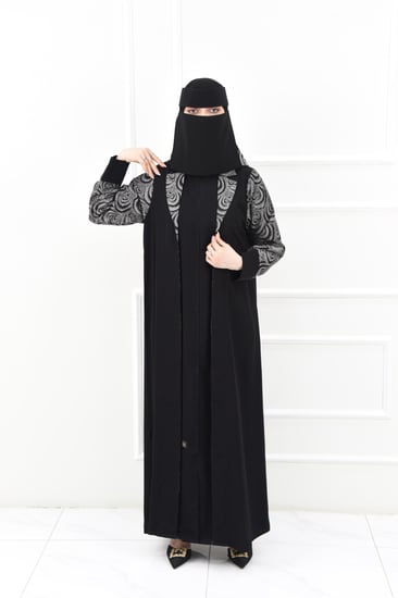 عباية كاجوال عملية بتركيبة قماش مشجر