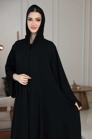 عباية كلوش بمثلثات جاكار اسفل العباية