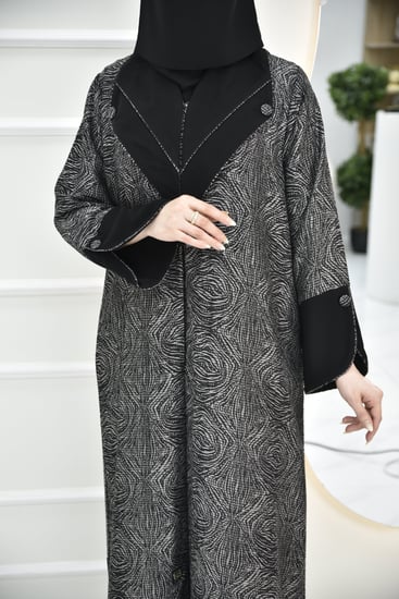 عباية جاكار بأكمام مفتوحة وكول ريفير