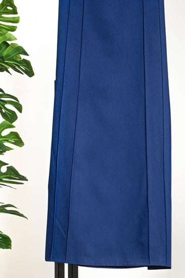 تنورة نسائي 3 ألوان بتصميم عصري وأنيق