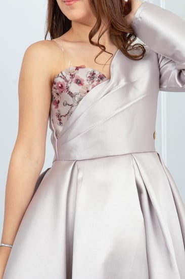 فستان السن المحير ميكادو جلاكسي