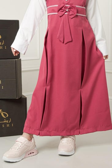 مريول بناتي للابتدائية فيونكة وحزام على الخصر