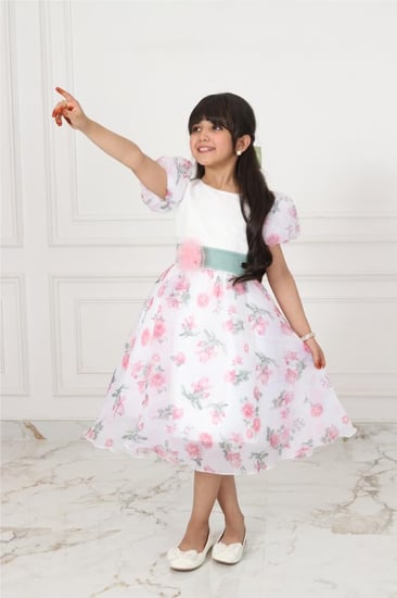 فستان بناتي أورجينزا أوف وايت مشجر