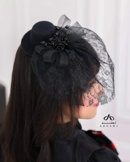 فيونكة شعر قبعة صغيرة لون بيج