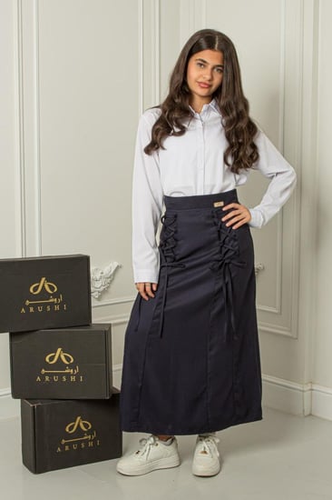 مريول طقم بلوزة وتنورة كحلي فاخرة شرائط جانبية