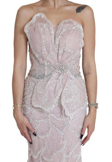 فستان سهرة مطرز بالخرز مكشوف الكتفين