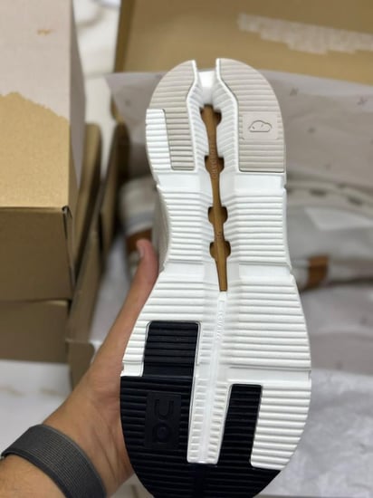 On Cloud 5 in Undyed