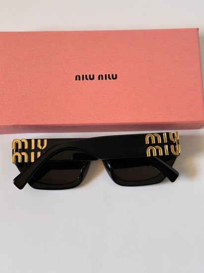 MIU MIU Sunglasses