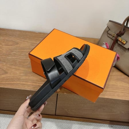 Men Hermes Slipper