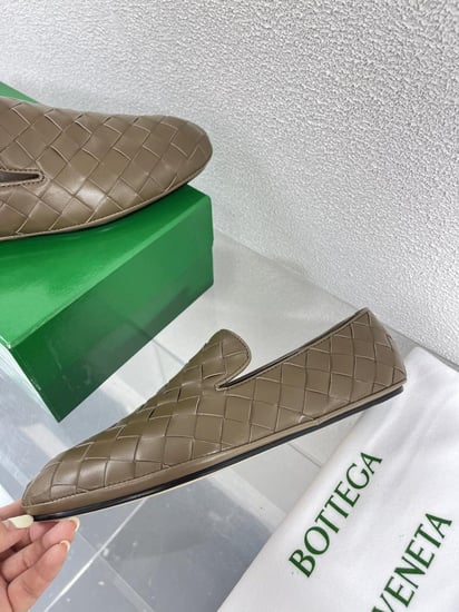 BOTTEGA VENETA MEN FLAT