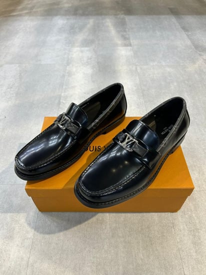 LV Loafer