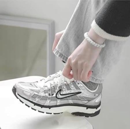 NIKE P600