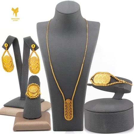 طقم ذهب عيار 21