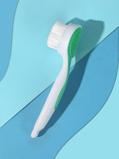 فرشاة تنظيف الوجه برأس مزدوج - ابيض