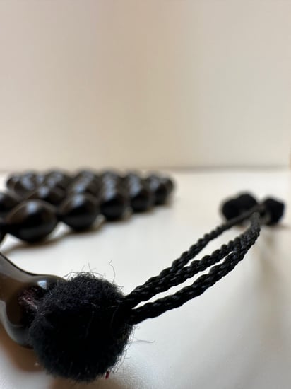 سبحة كوك قديم لون اسود عدد الخرز 33