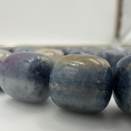 سبحة المرجان ازرق حر طبيعي النادر مع عينة طبيعية من المرجان