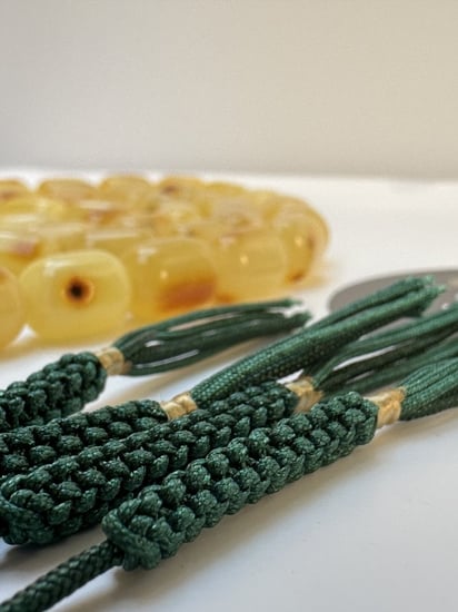 سبحة كهرمان طبيعي حر كلنقرادي عدد الخرز 48