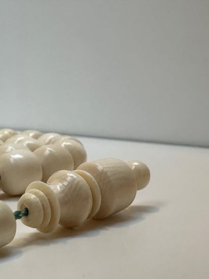 سبحة عاج ناب الفيل  قص كويتي عدد الخرز 45