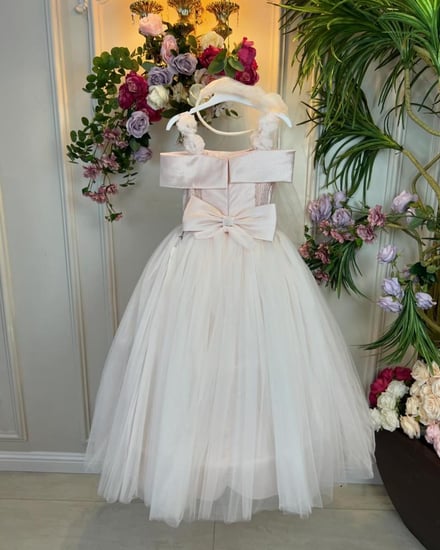 فستان أميرات منفوش ب جيبون