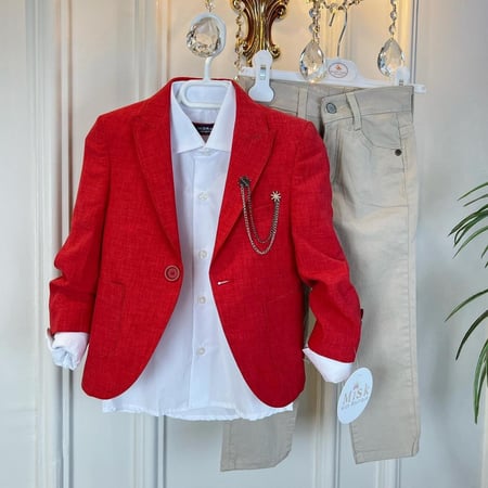 بدلة كول احمر صيفي