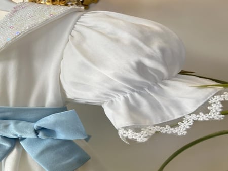 فستان اوف وايت فيونكة سماوي