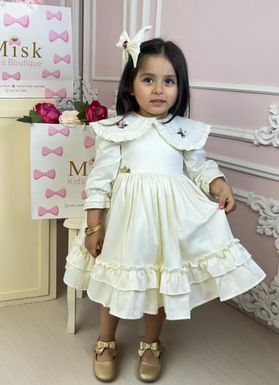 فستان لوليا +شنطة وطوق ( كريمي-وردي)