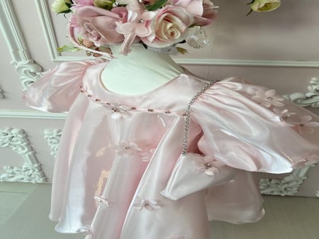 فستان كلوش وردي+شنطة وطوق