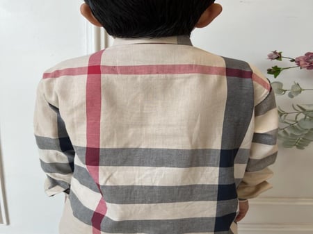 طقم بيربري( قميص-بنطلون-حزام)