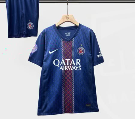 طقم باريس الاساسي 2026