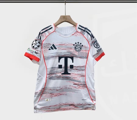 تيشيرت بايرن ميونخ الاحتياطي نسخة دوري الأبطال 2025-2026