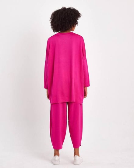 طقم رياضي نسائي قطن بلون زهري - بلوزة طويلة مع بنطلون واسع