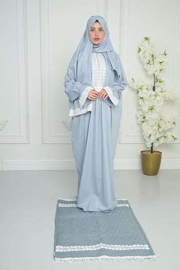 شرشف بكلفة أنيقة مع سجادة وسحاب ناعم