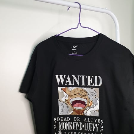 تيشيرت ملصق لوفي