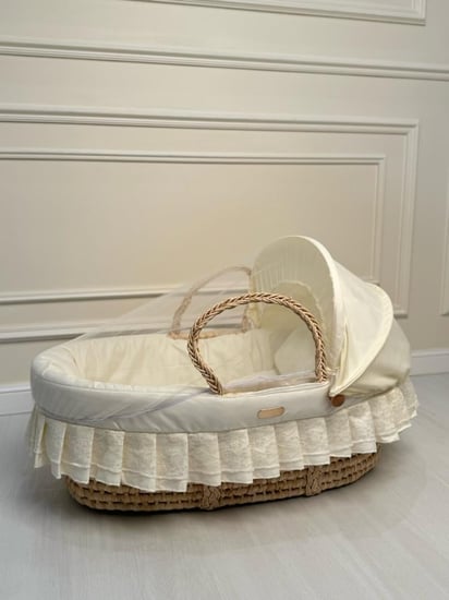 مهد مواليد (سلة موسى) + قاعدة