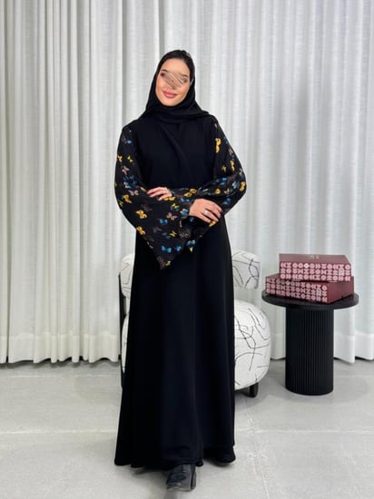 عباية  D38 - فراشات ملونه اكمام