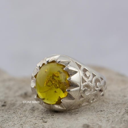 خاتم كهرمان محشر (صناعي) بورق الذهب صياغة الشريف