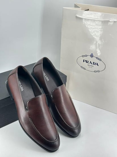 حذاء PRADA رسمي
