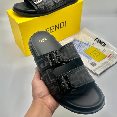 FENDI SLIPPER