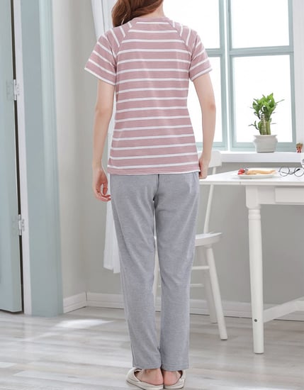 طقم بجامة نسائي بأكمام قصيره